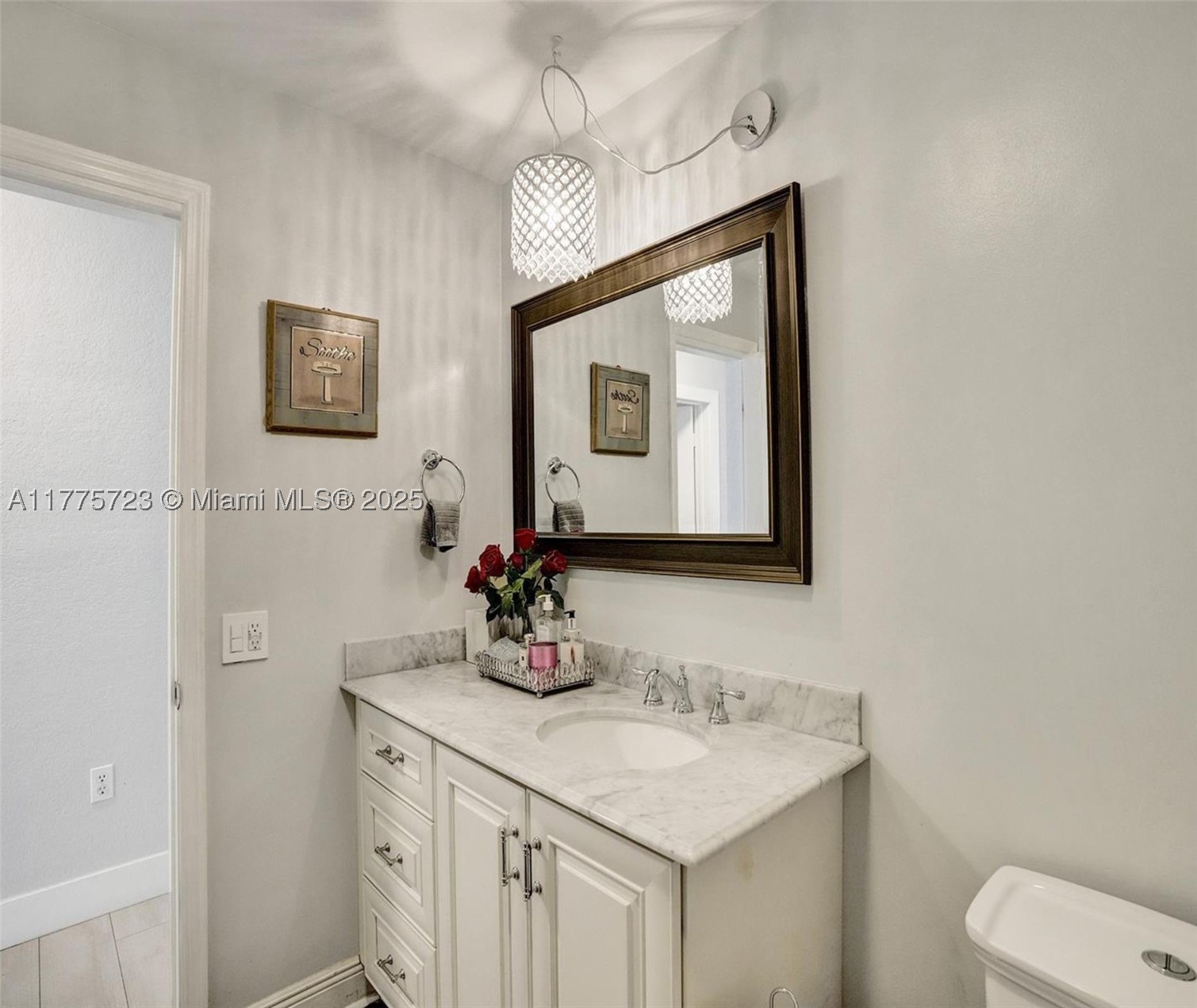 DANIA HIGHLANDS - Residential