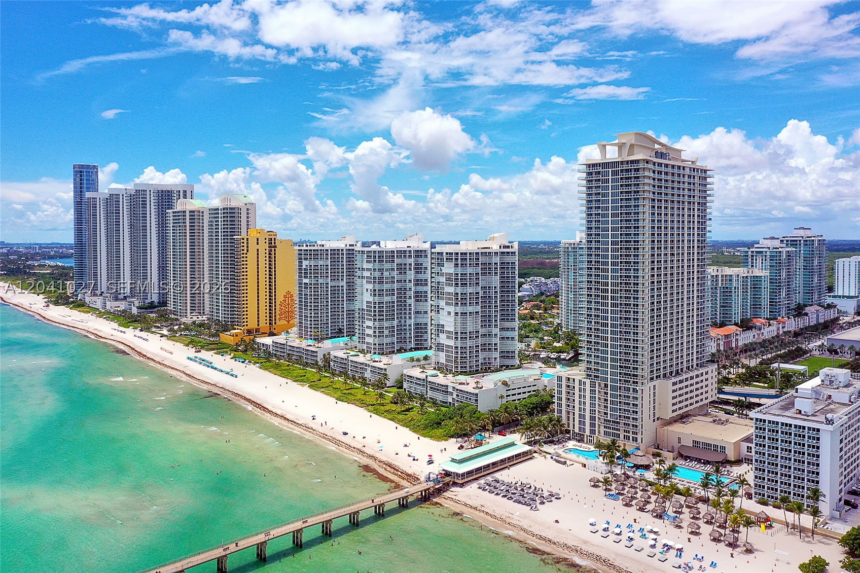 LA PERLA CONDO - Residential