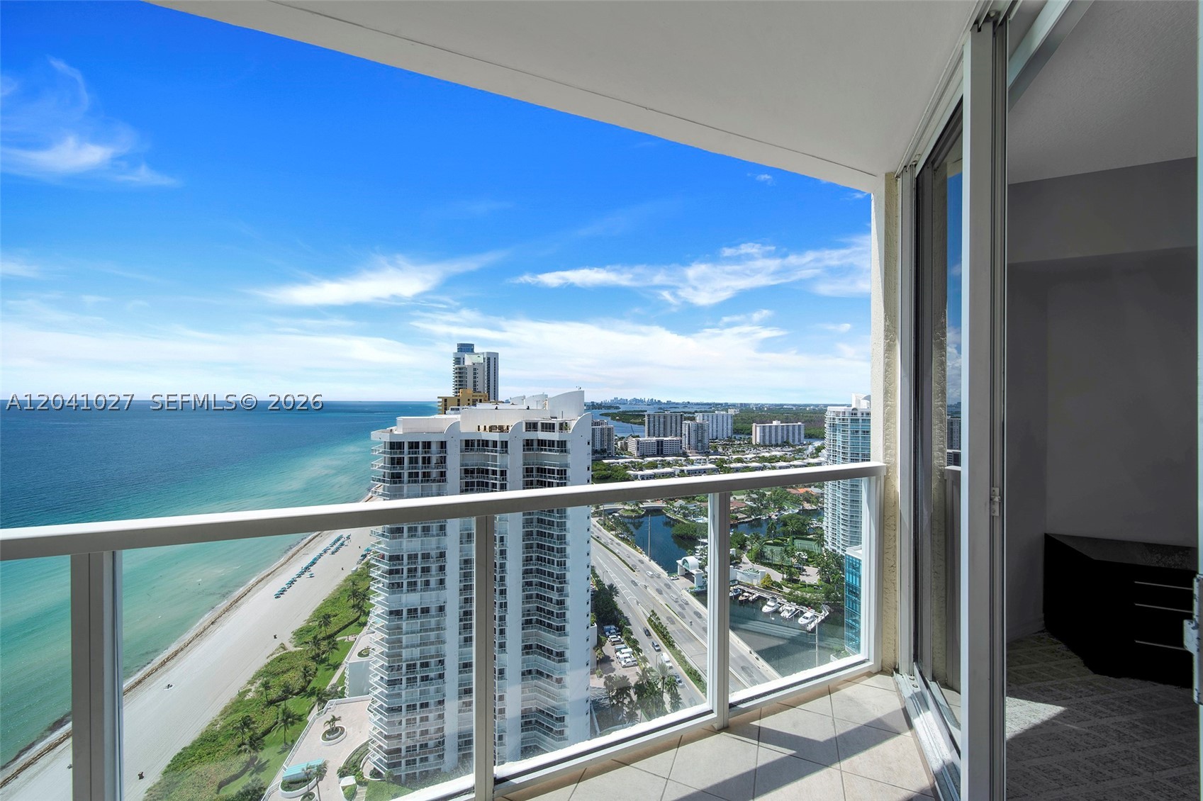 LA PERLA CONDO - Residential