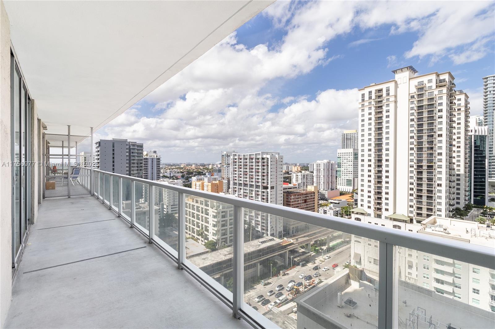 THE AXIS ON BRICKELL II C - Residential