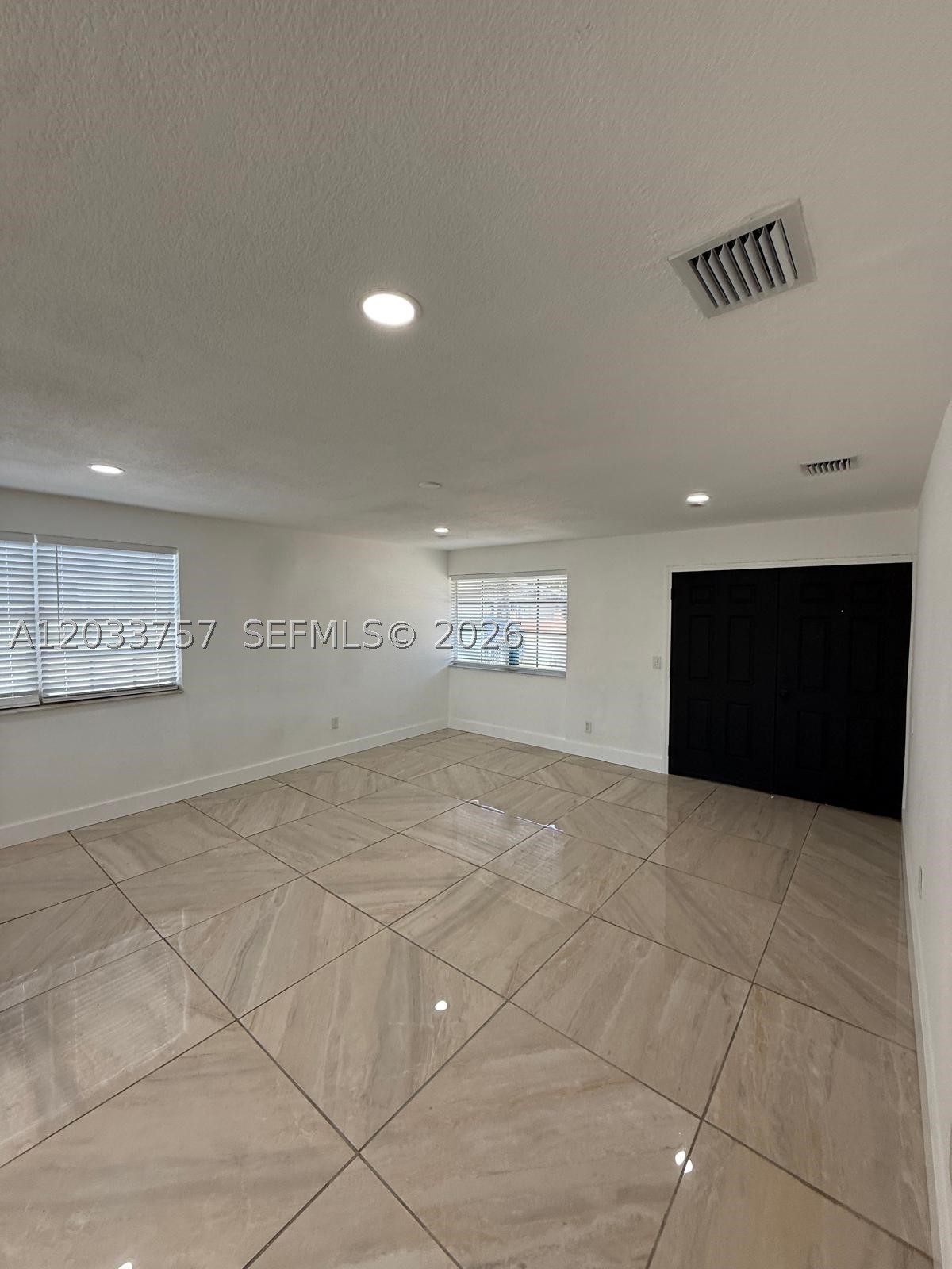 RAINBOW PARK - Residential