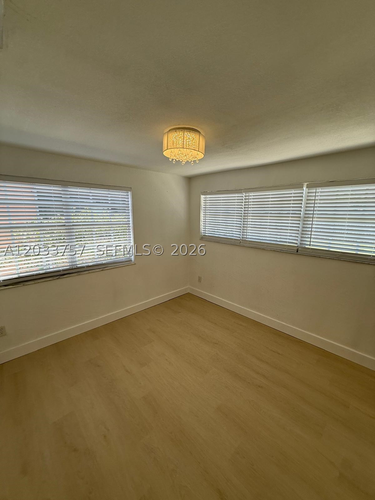 RAINBOW PARK - Residential