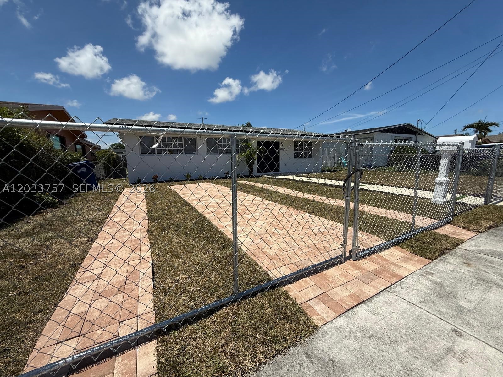 RAINBOW PARK - Residential