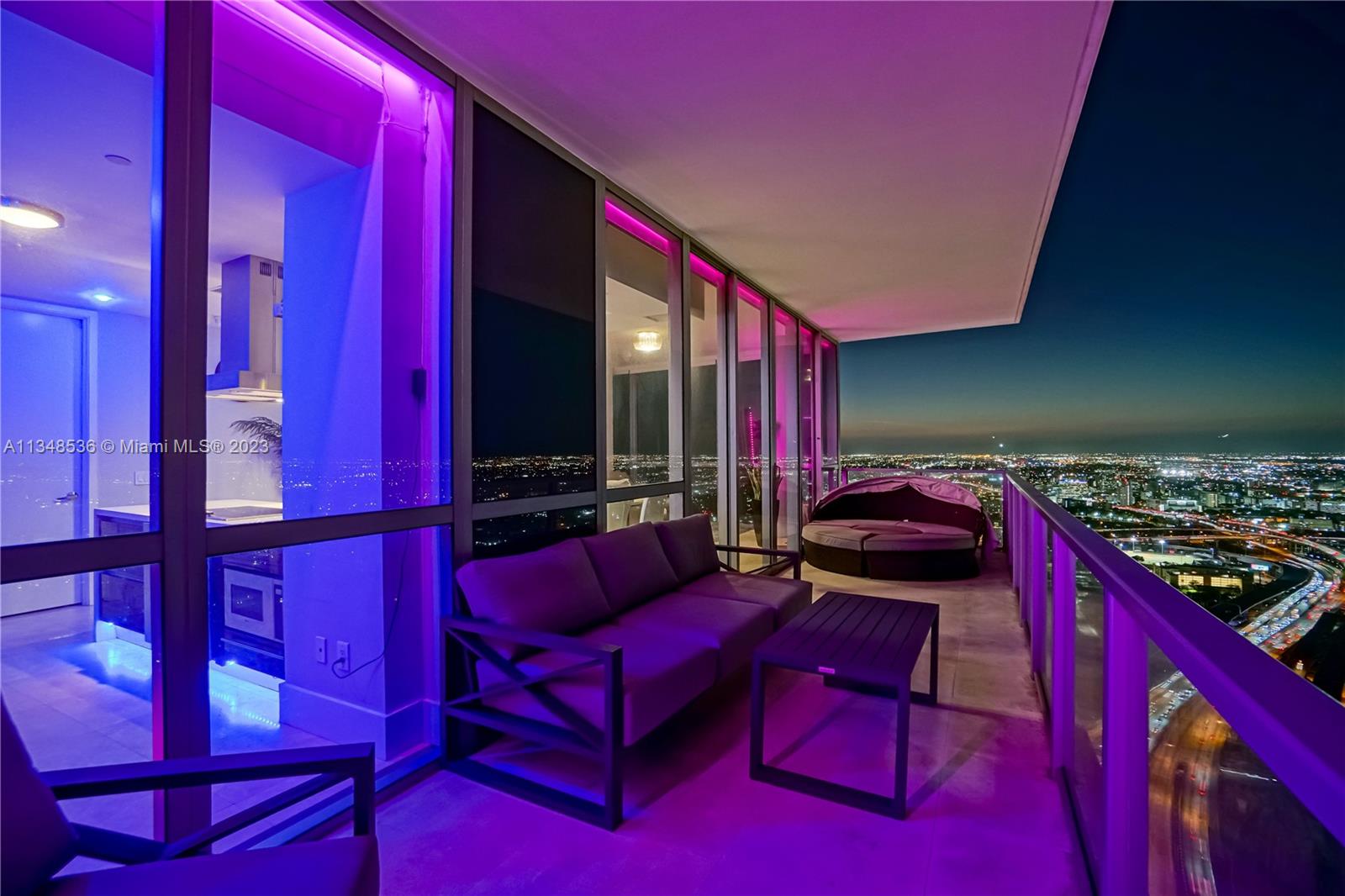 MARQUIS CONDO - Residential