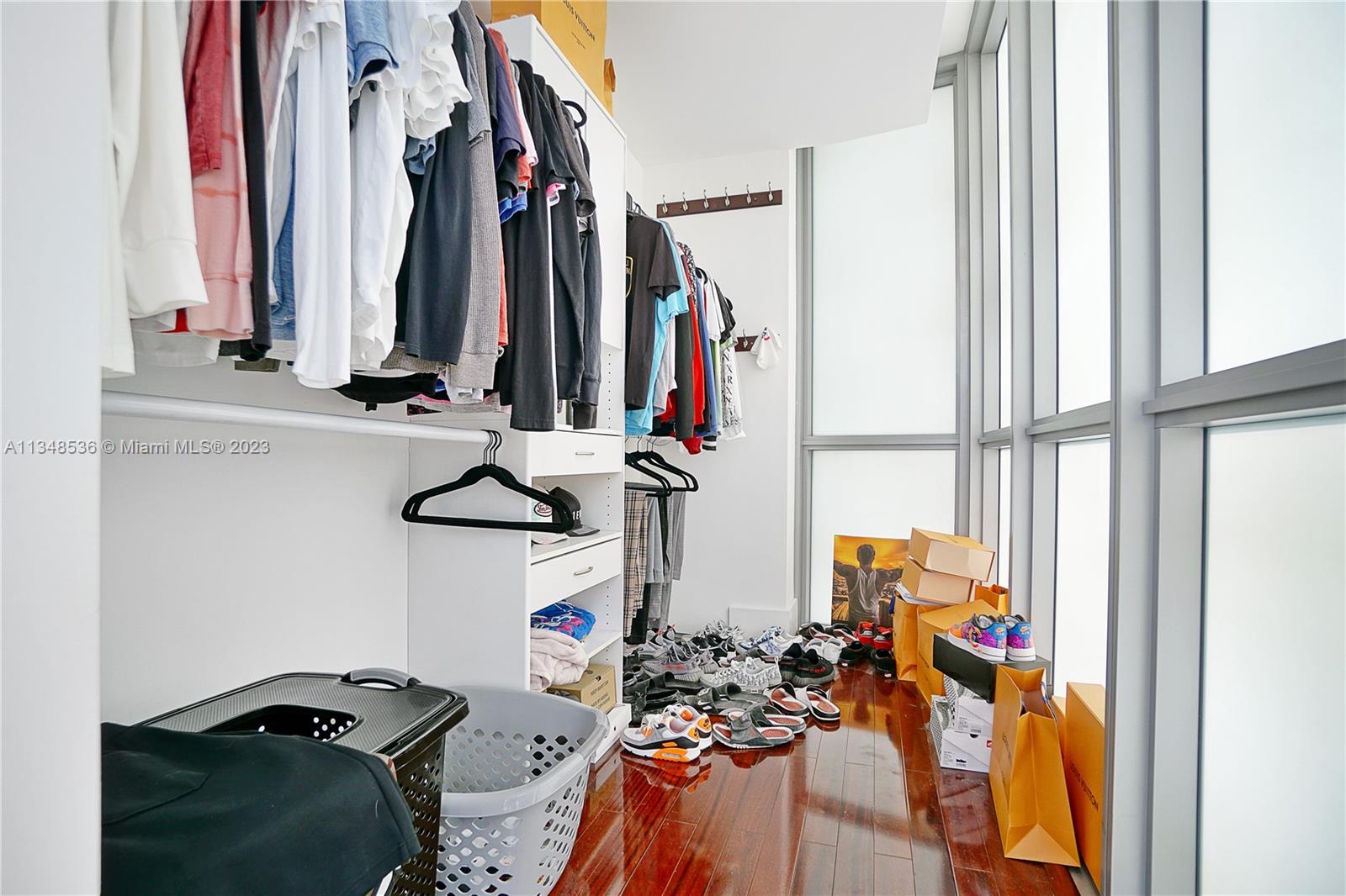 MARQUIS CONDO - Residential