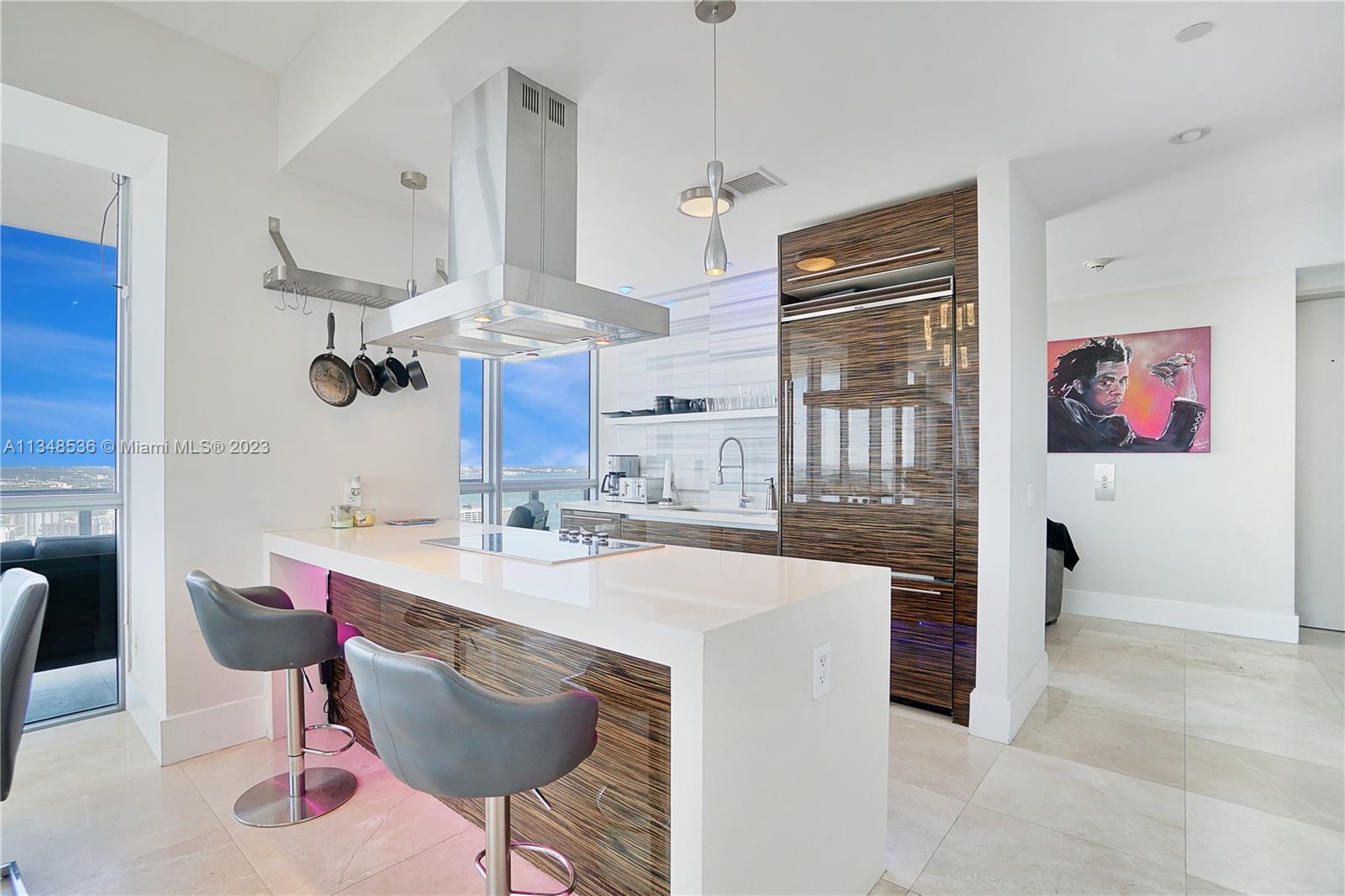 MARQUIS CONDO - Residential