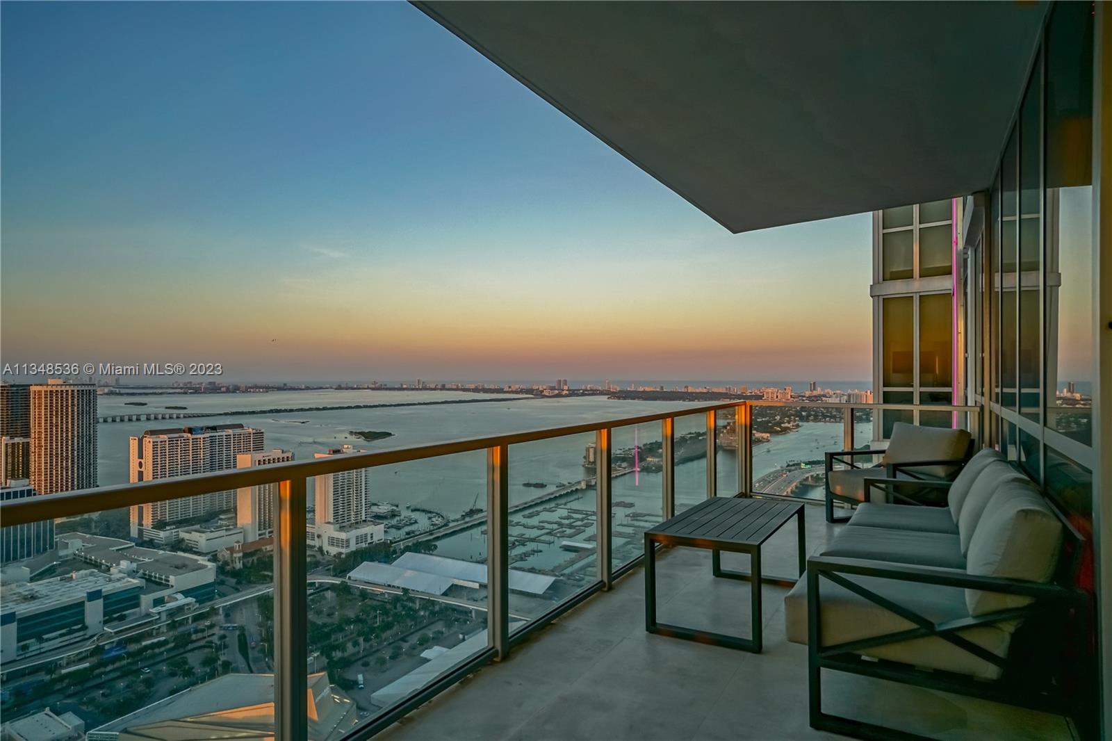 MARQUIS CONDO - Residential