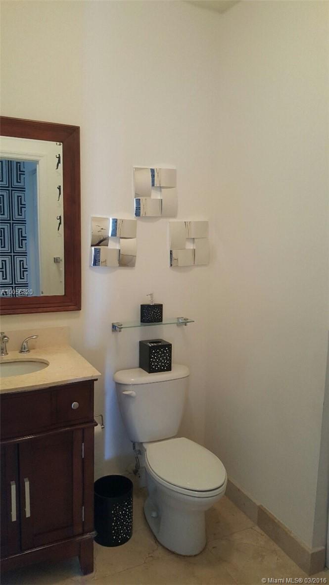 Reserve at Doral East - Residential Lease