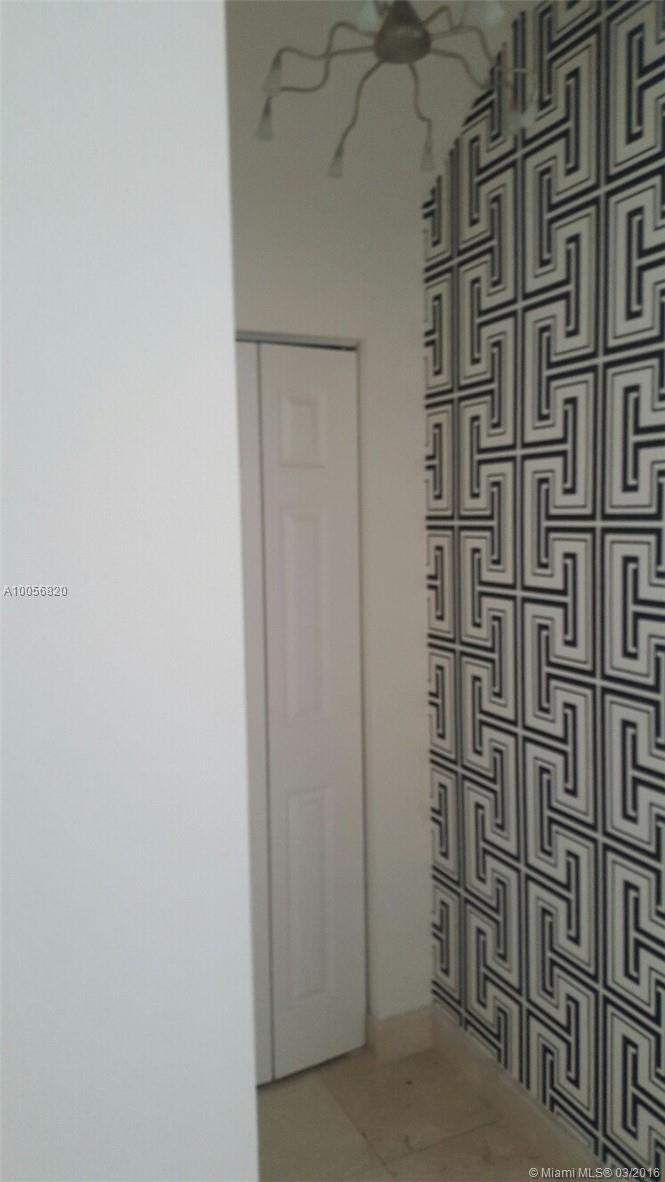 Reserve at Doral East - Residential Lease