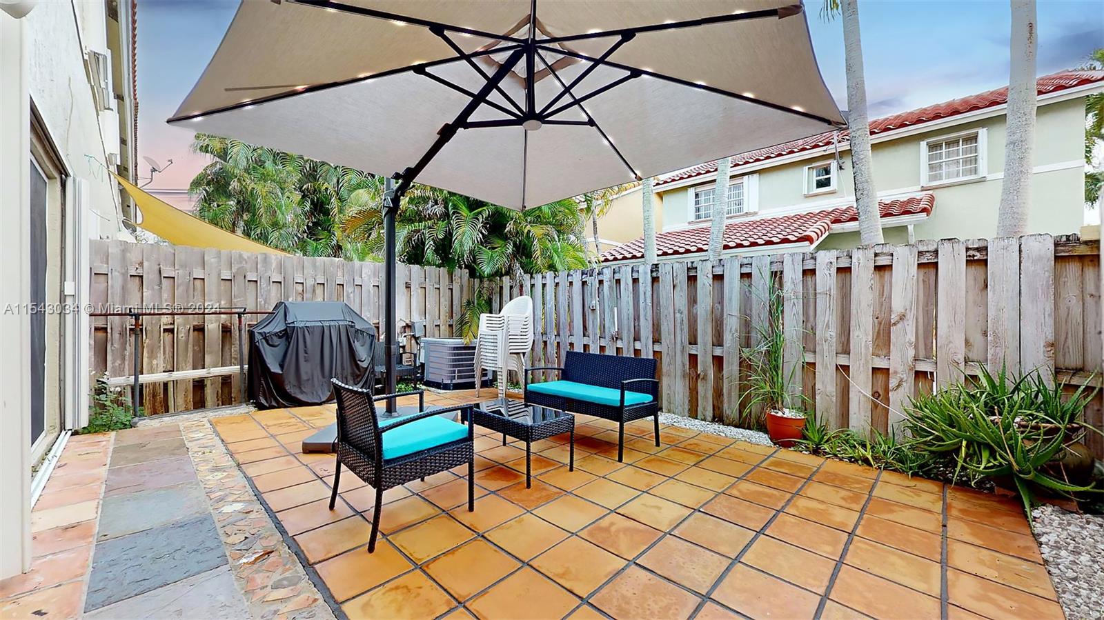 CHARLESTOWNE - Residential Lease