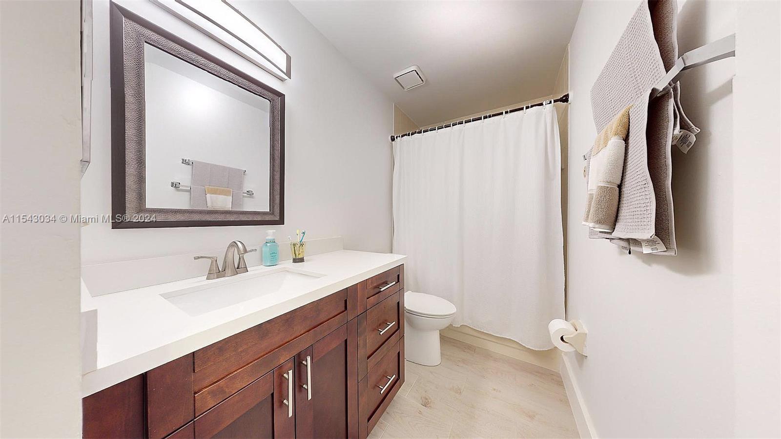 CHARLESTOWNE - Residential Lease