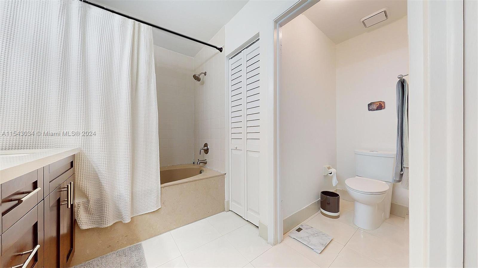 CHARLESTOWNE - Residential Lease