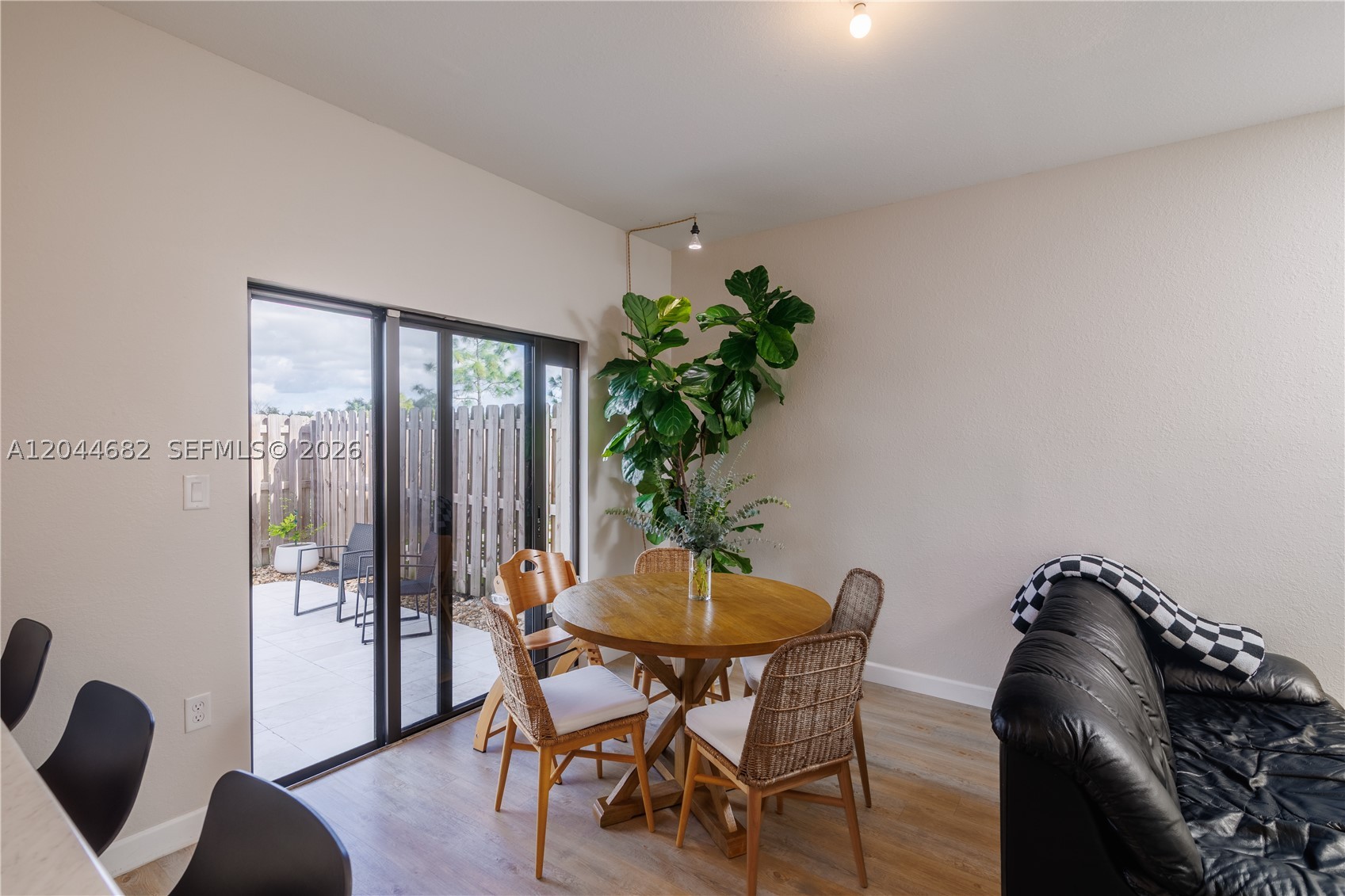 ENCLAVE SOUTH PHASE 2 - Residential
