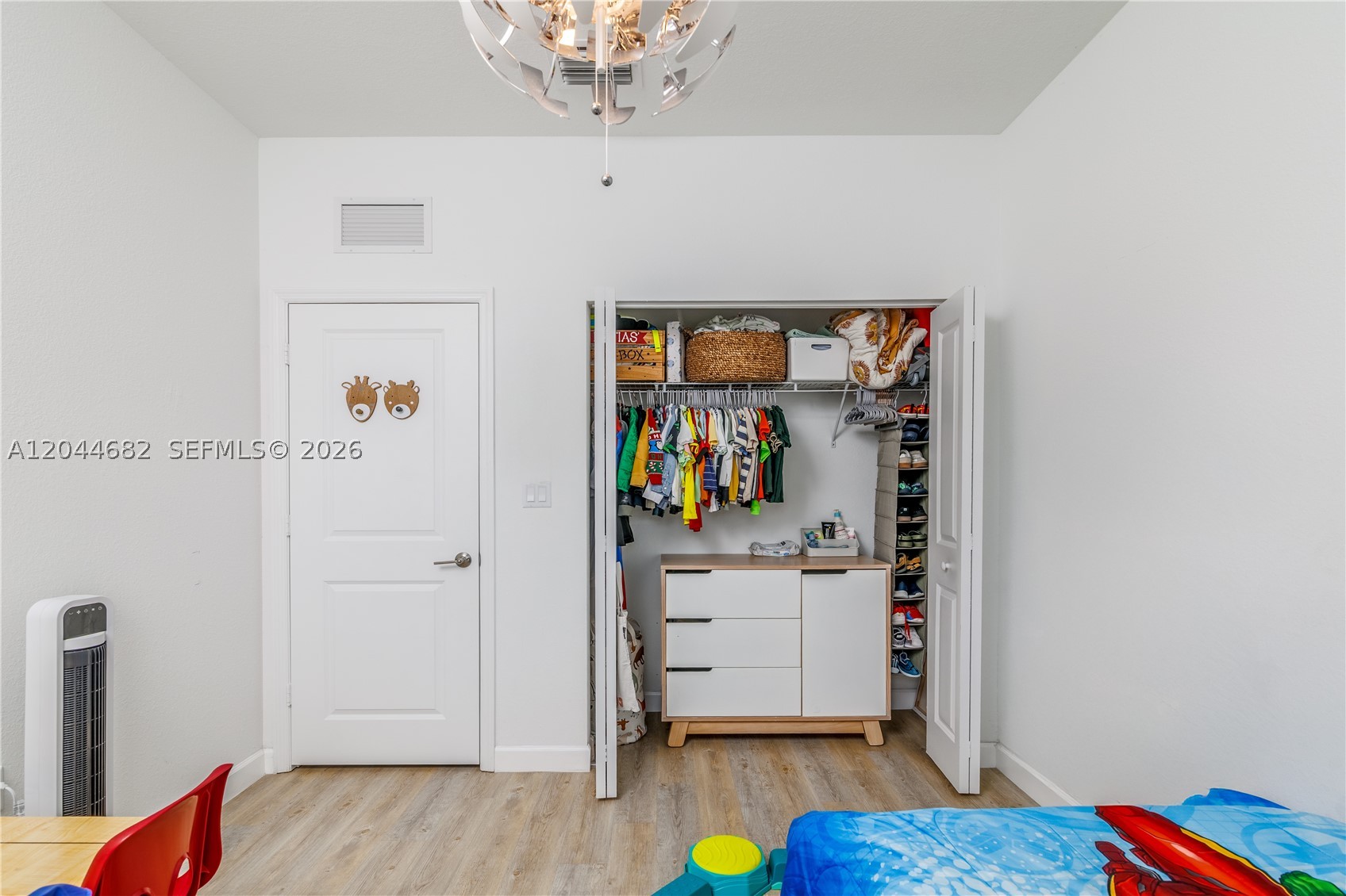 ENCLAVE SOUTH PHASE 2 - Residential