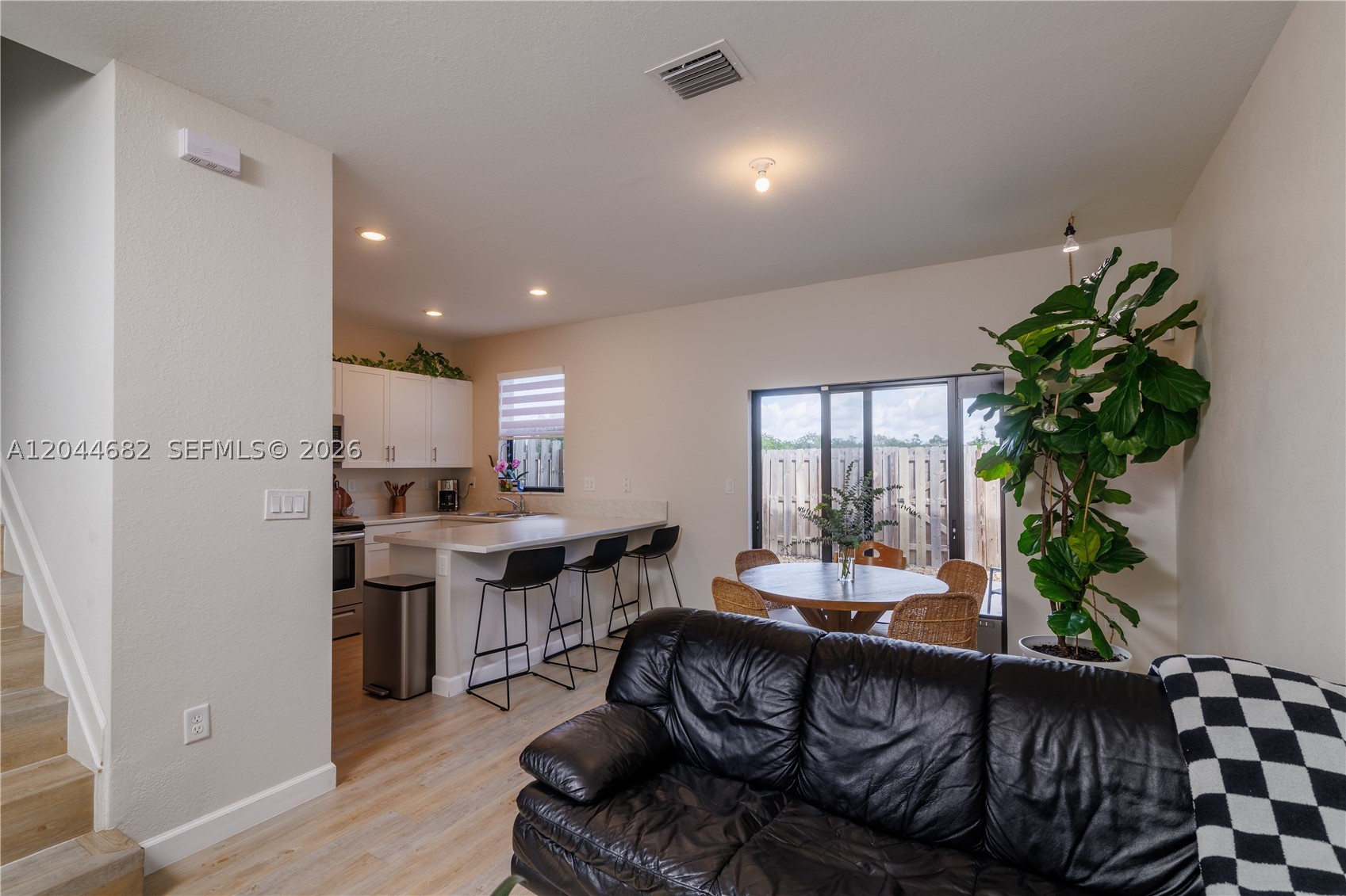 ENCLAVE SOUTH PHASE 2 - Residential