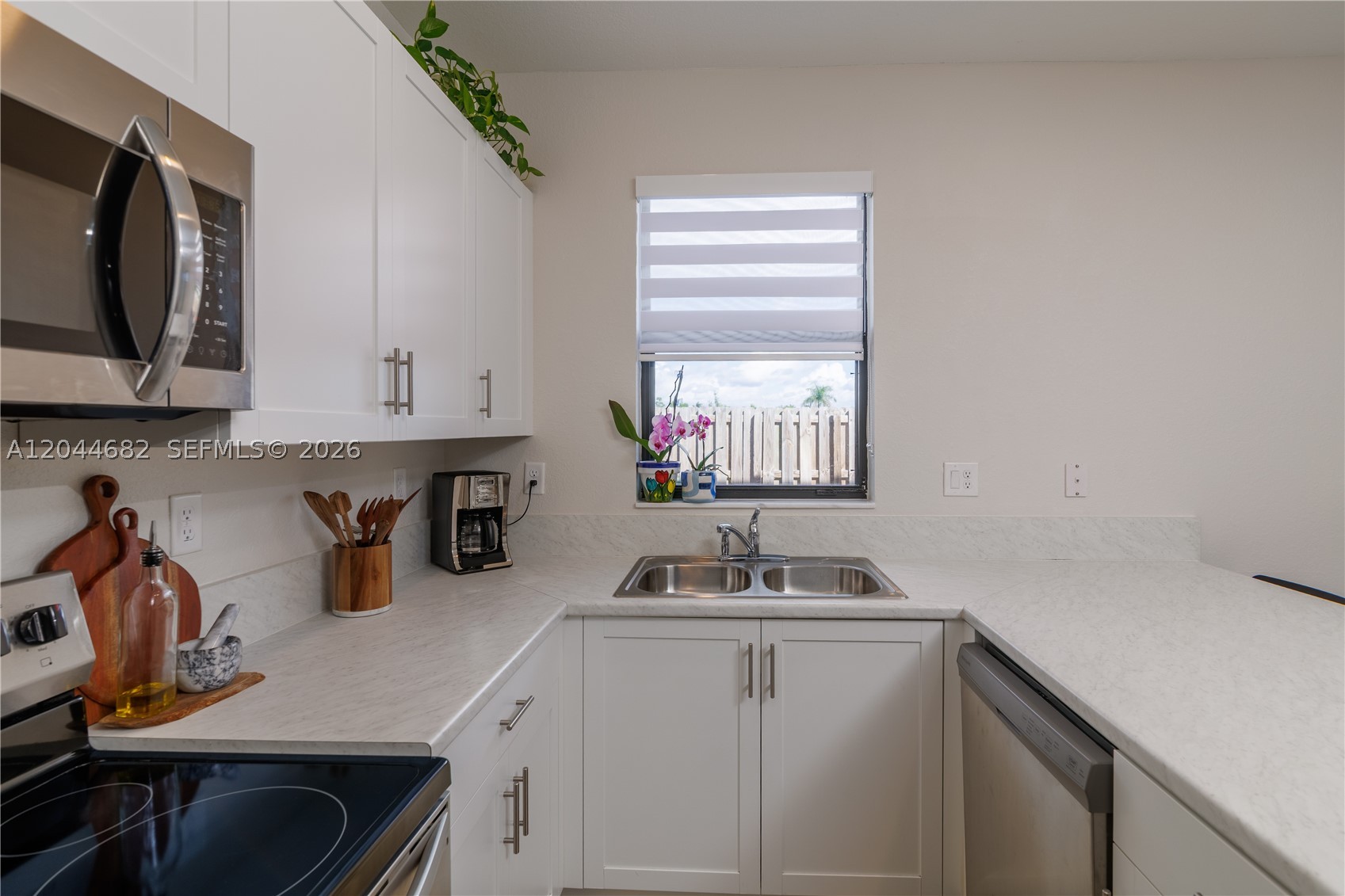 ENCLAVE SOUTH PHASE 2 - Residential