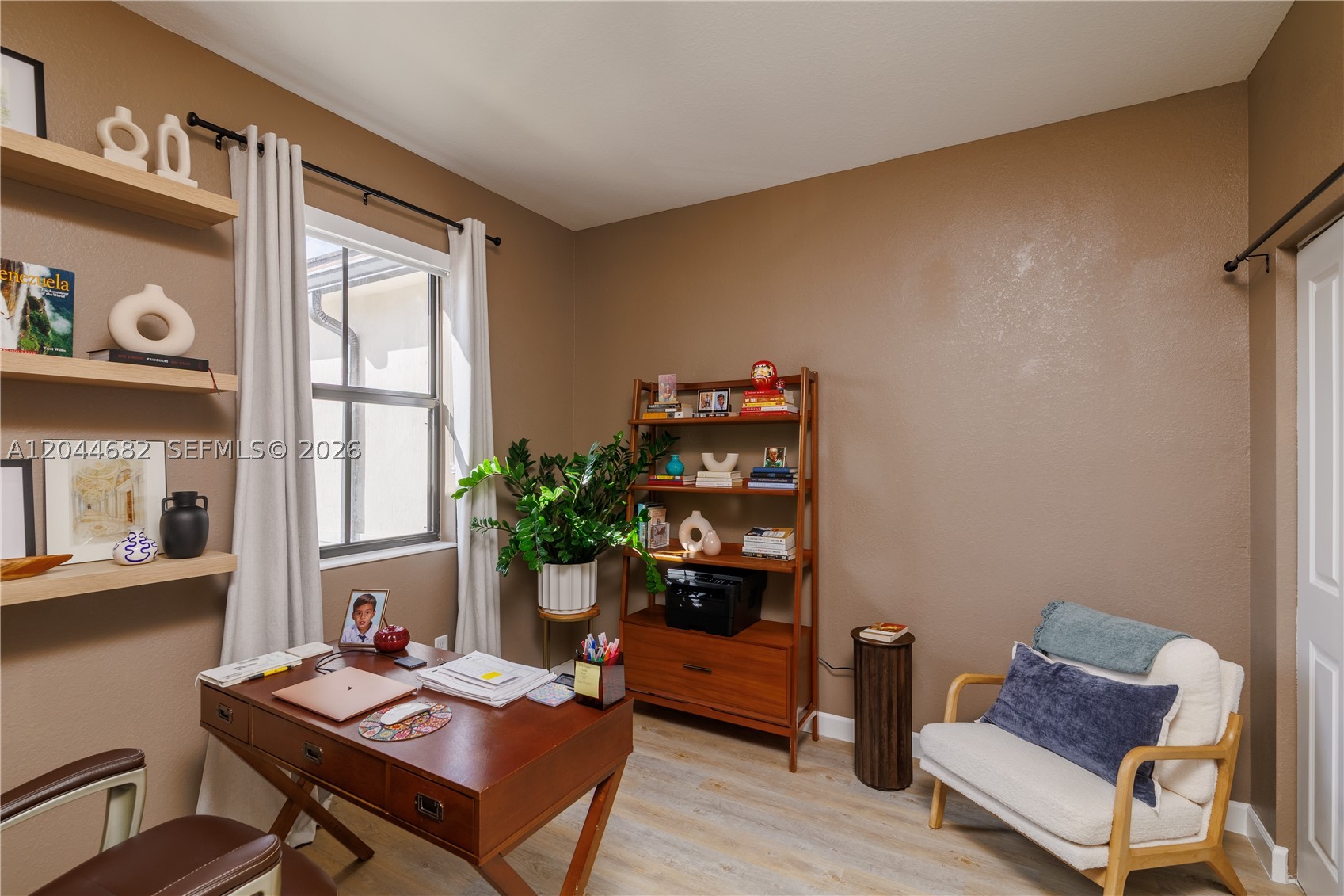 ENCLAVE SOUTH PHASE 2 - Residential