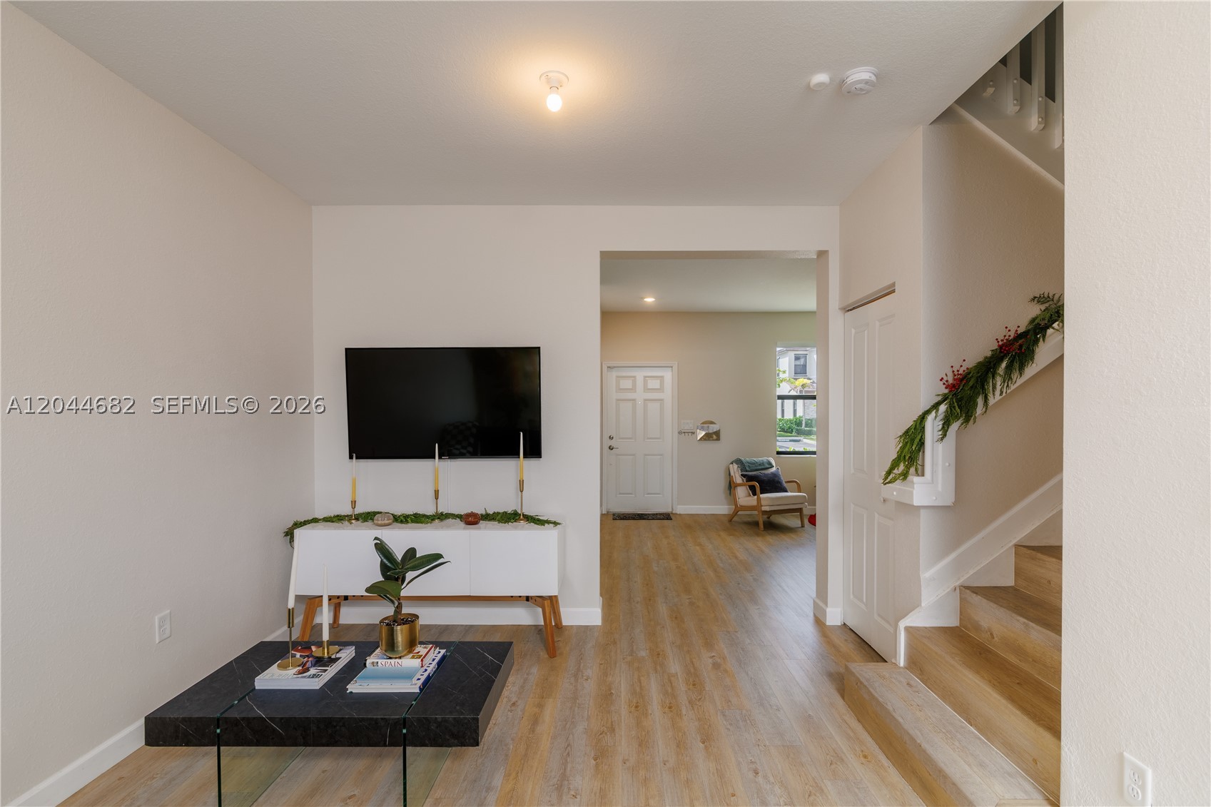ENCLAVE SOUTH PHASE 2 - Residential
