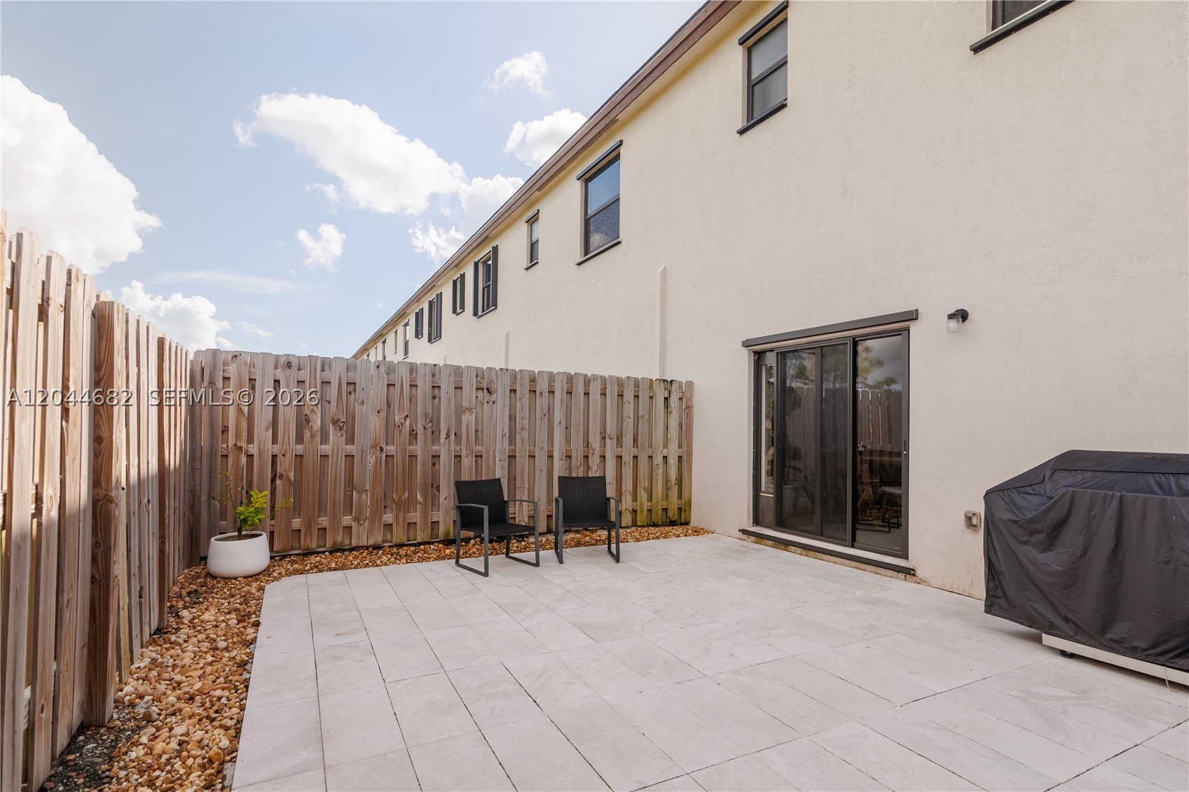 ENCLAVE SOUTH PHASE 2 - Residential
