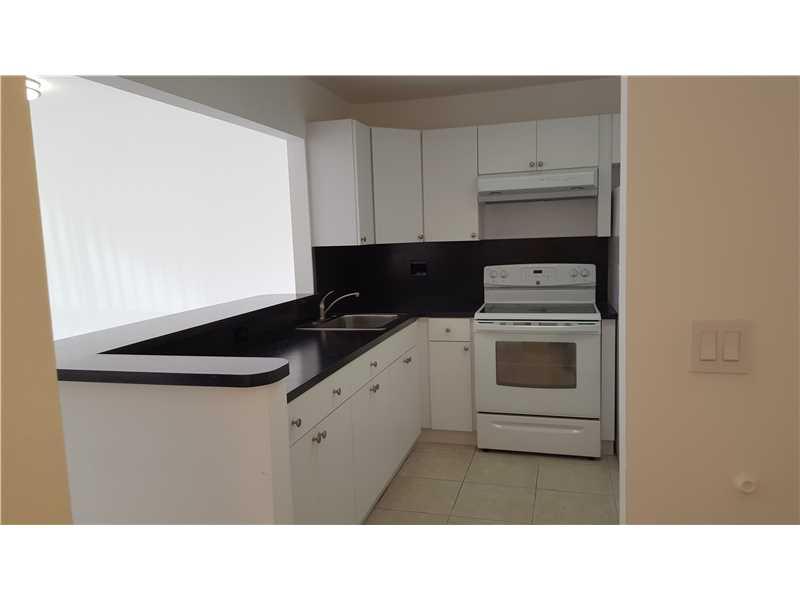 VILLAGE OF KINGS CREEK CO - Residential Lease