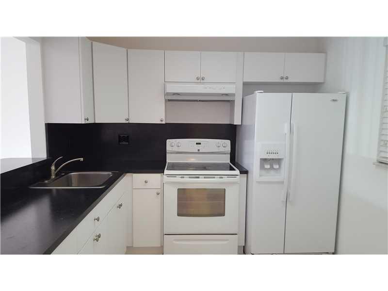 VILLAGE OF KINGS CREEK CO - Residential Lease