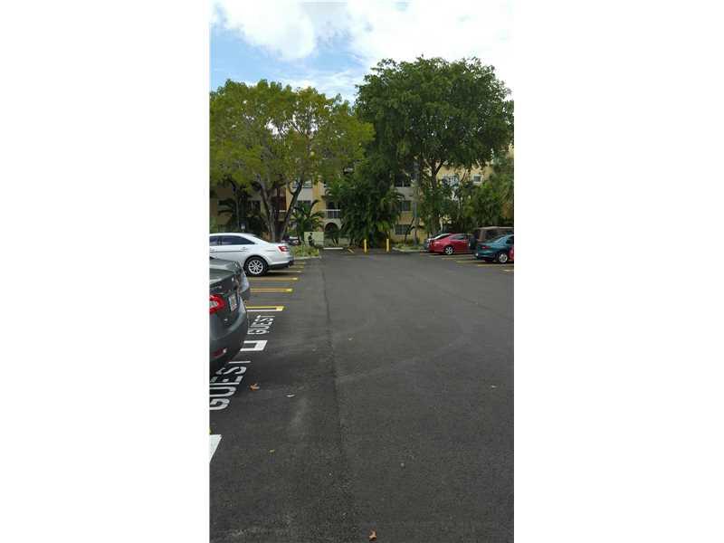 VILLAGE OF KINGS CREEK CO - Residential Lease