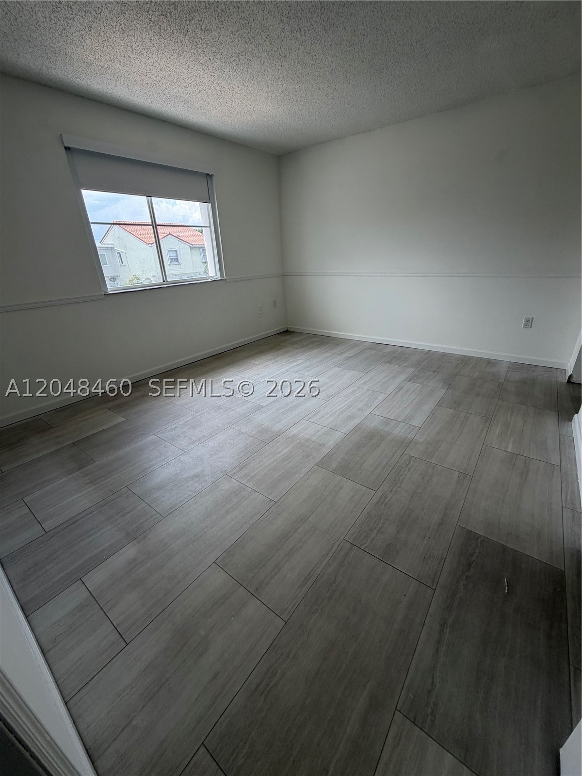 MARINA REAL CONDO NO 5 - Residential Lease