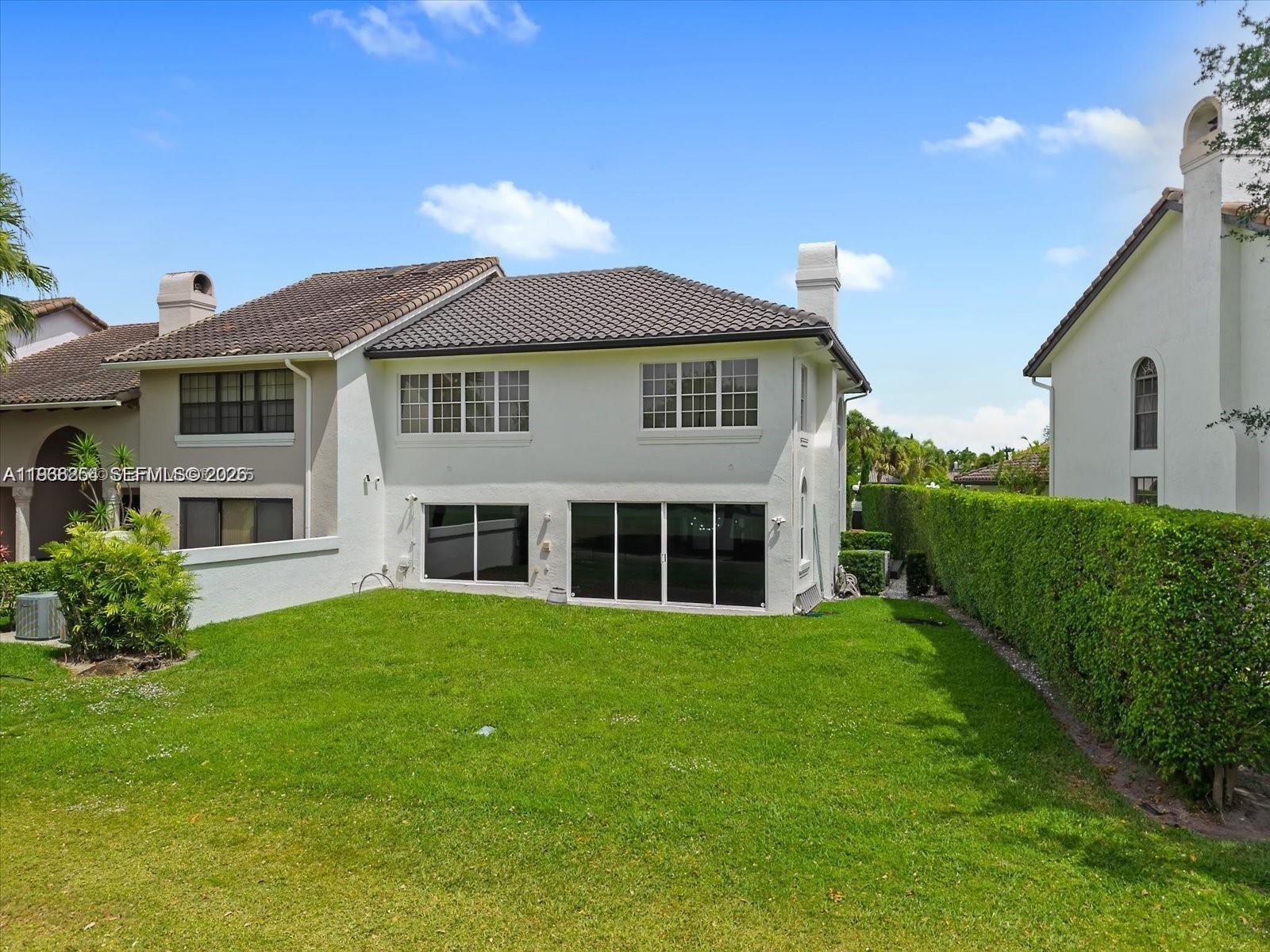 EL DORADO COURT - Residential