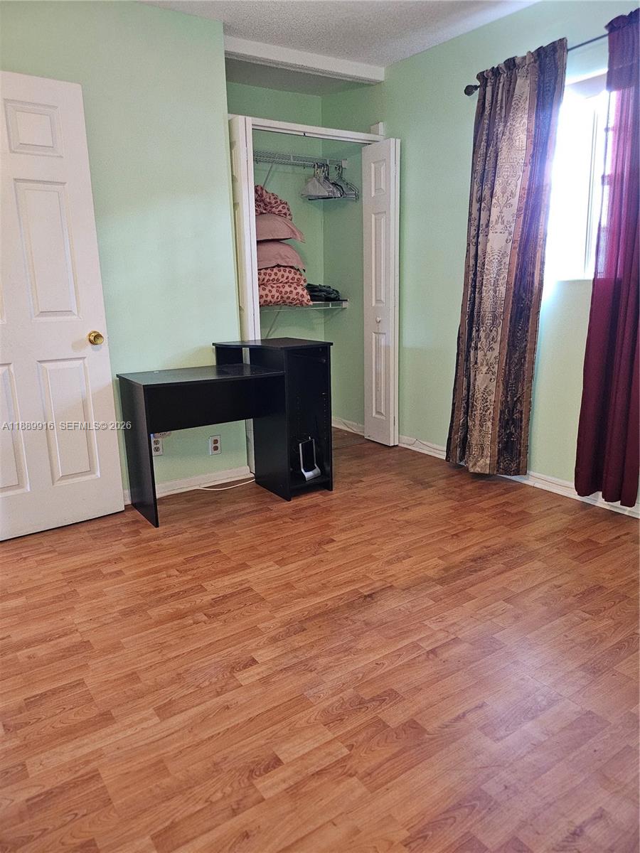 KAHLUA GARDENS CONDO - Residential