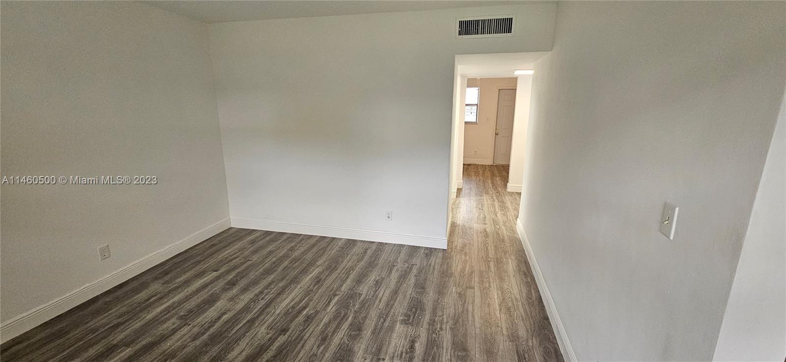 COLLEGE TRACT - Residential Lease