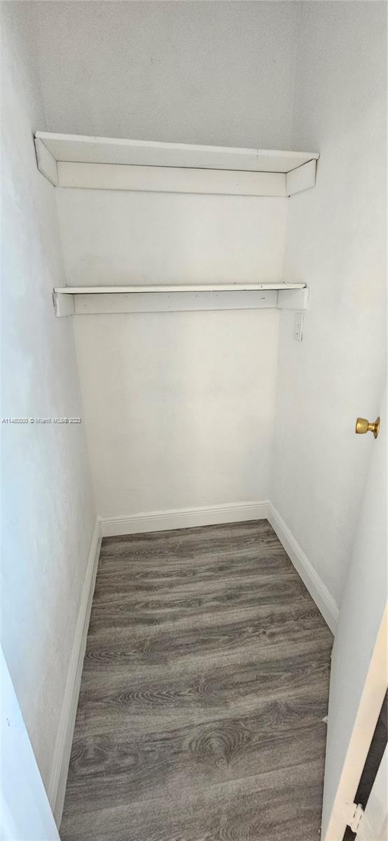 COLLEGE TRACT - Residential Lease