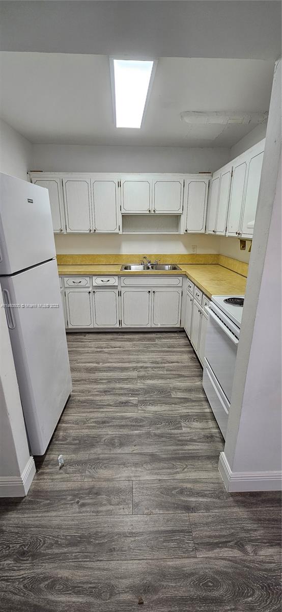 COLLEGE TRACT - Residential Lease