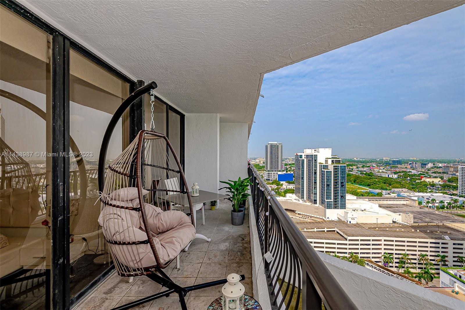 VENETIA CONDO - Residential