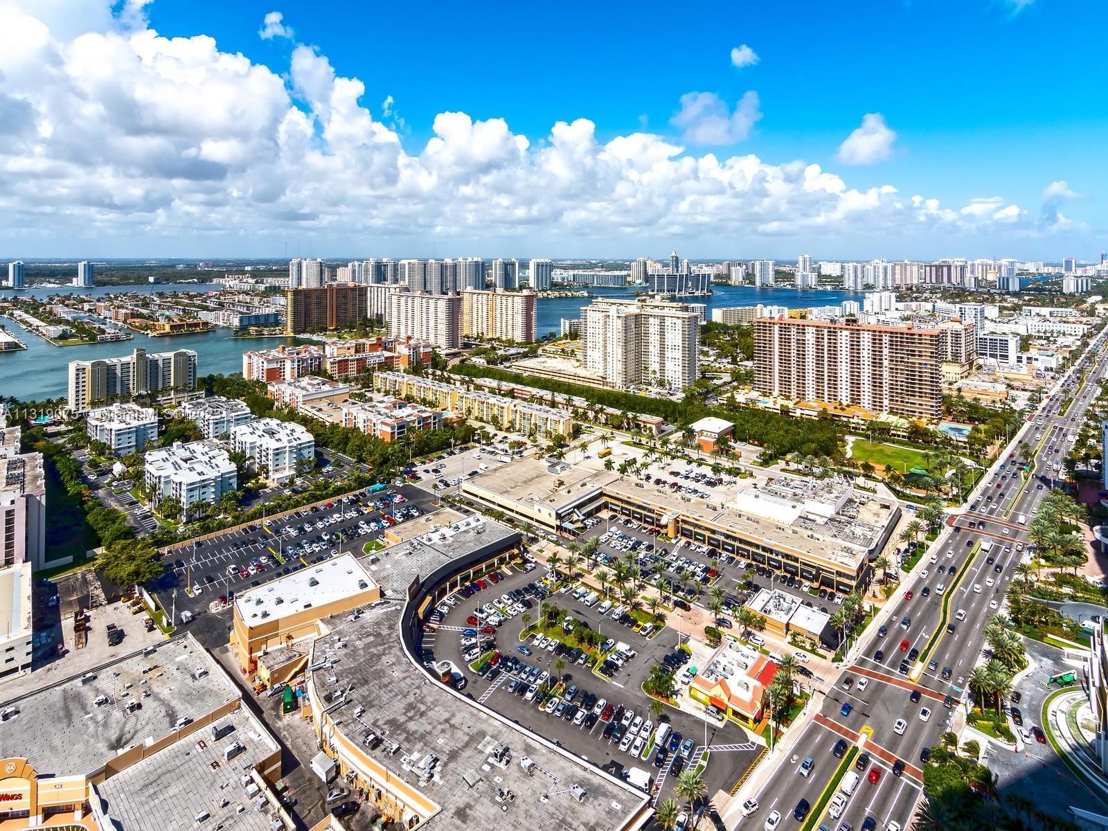 JADE SIGNATURE CONDO - Residential