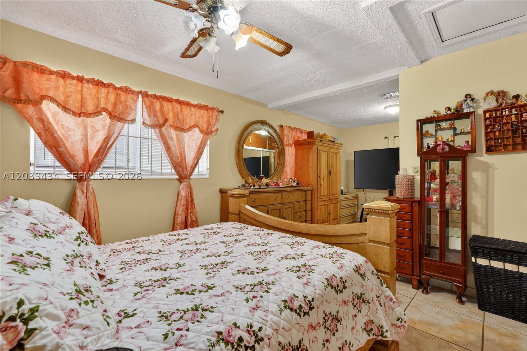 ANDERSON HEIGHTS - Residential