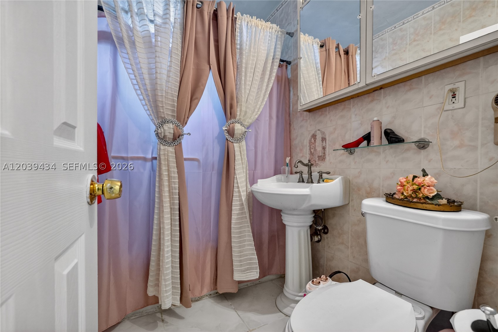 ANDERSON HEIGHTS - Residential