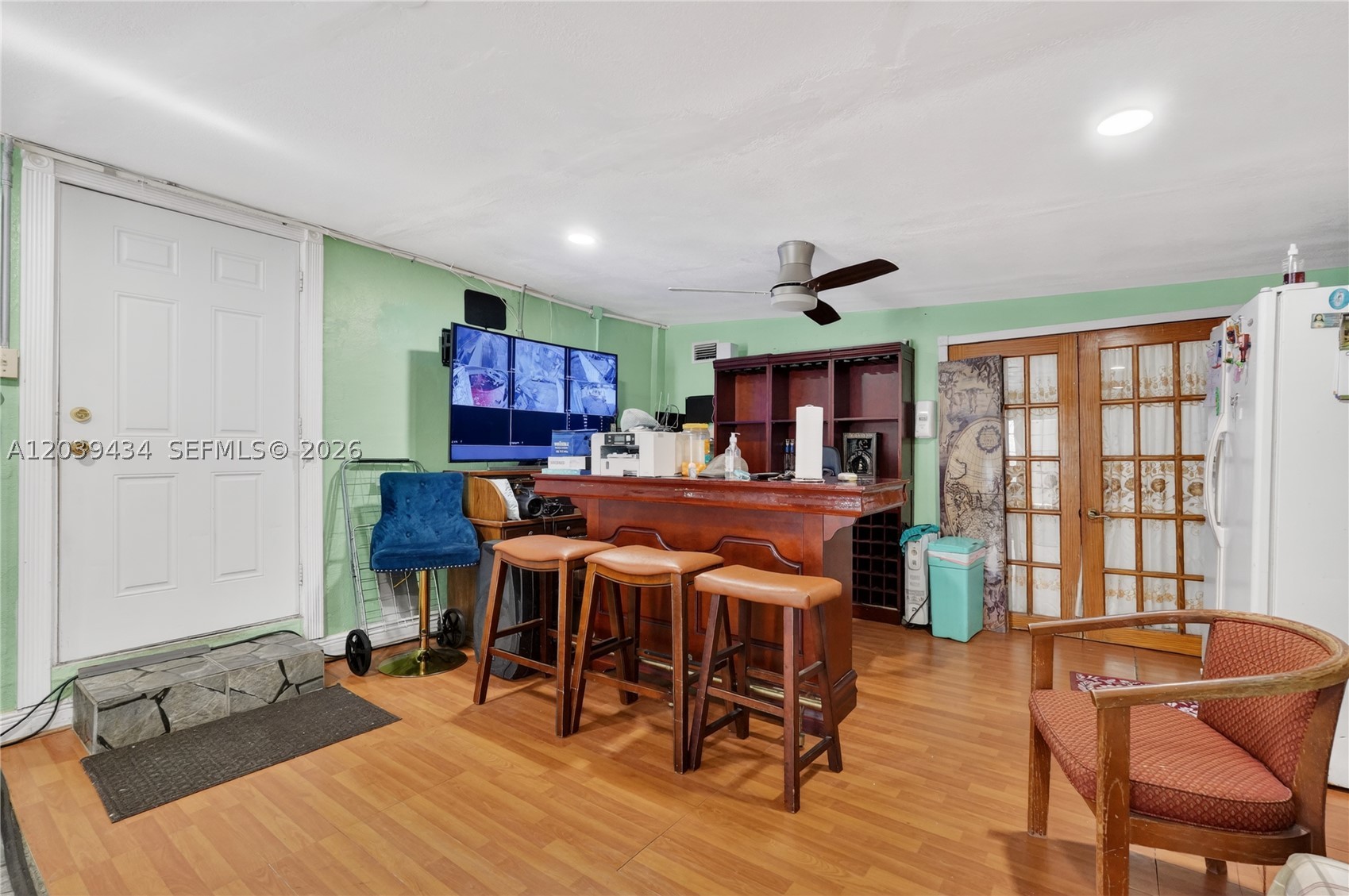 ANDERSON HEIGHTS - Residential