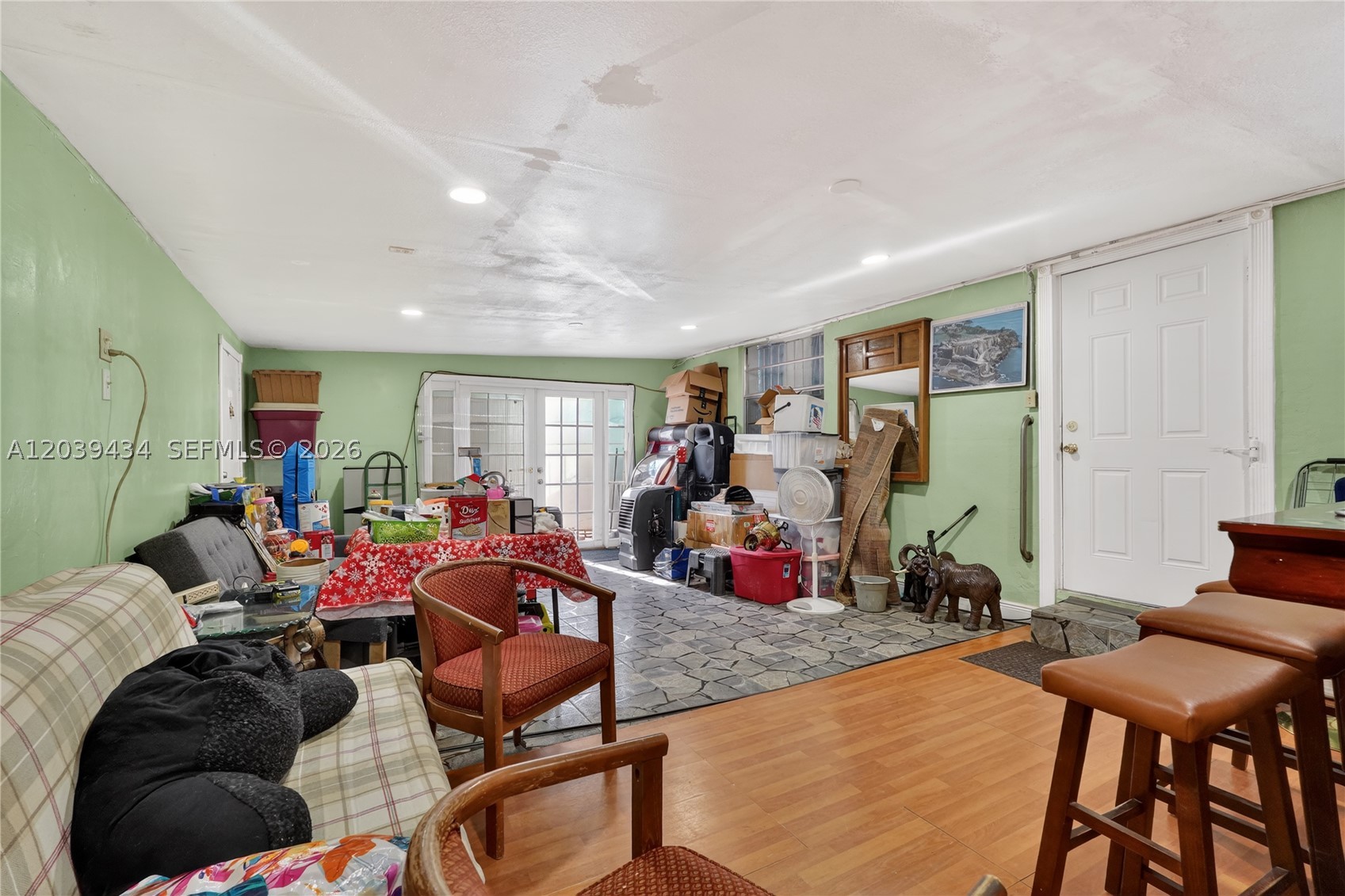 ANDERSON HEIGHTS - Residential