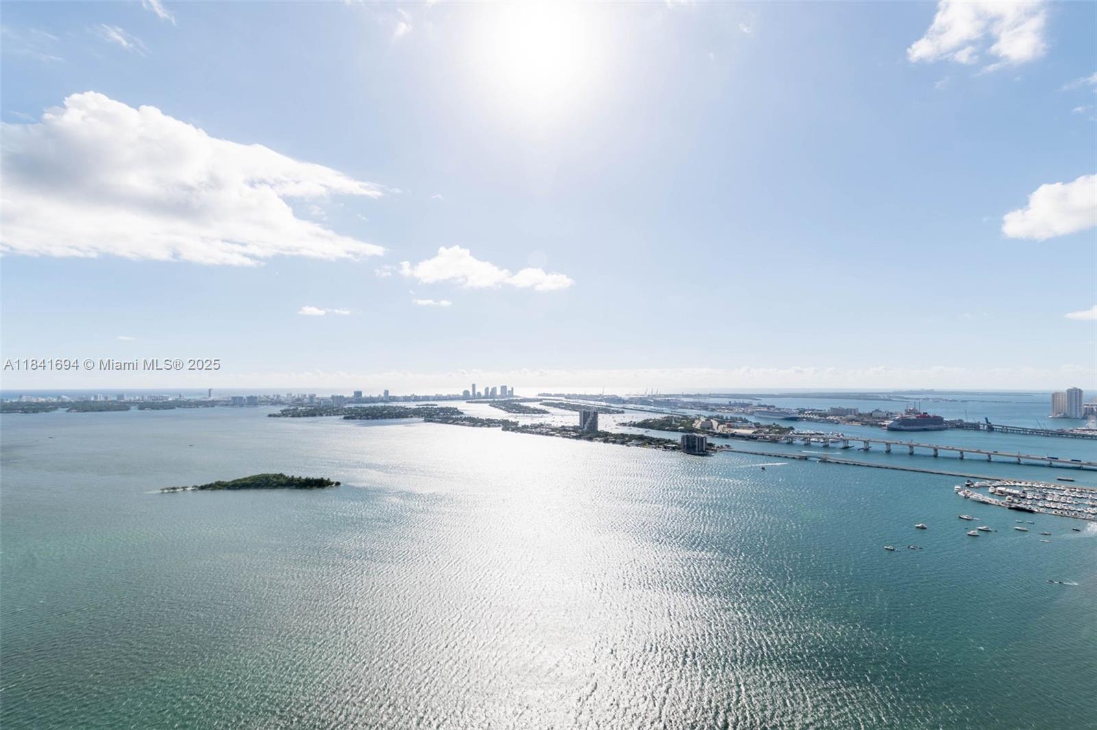 Aria Reserve Miami South T - Residential