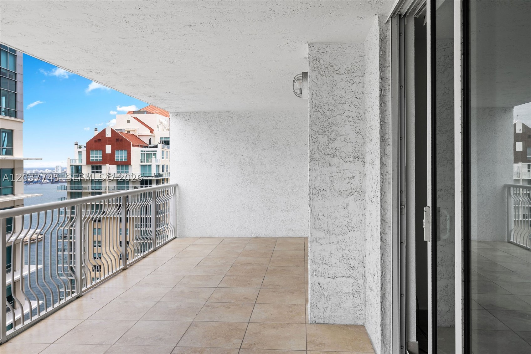 THE CLUB AT BRICKELL BAY - Residential