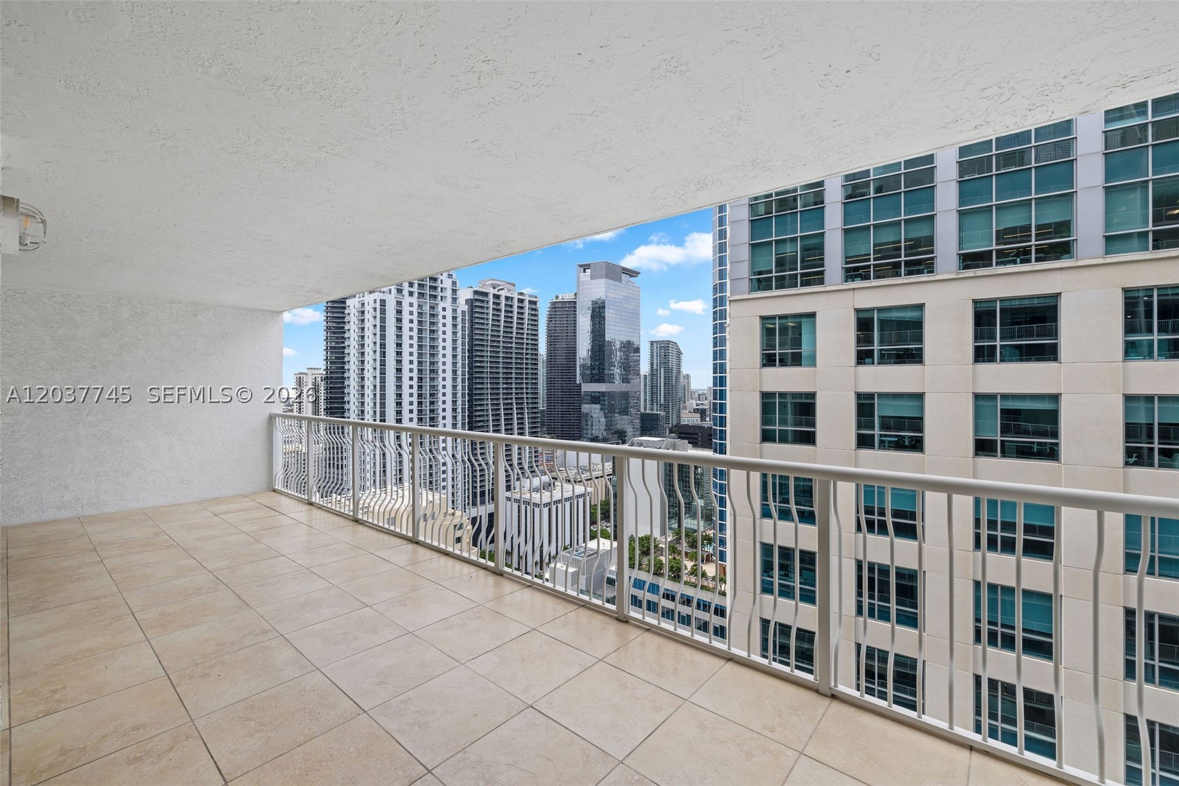 THE CLUB AT BRICKELL BAY - Residential