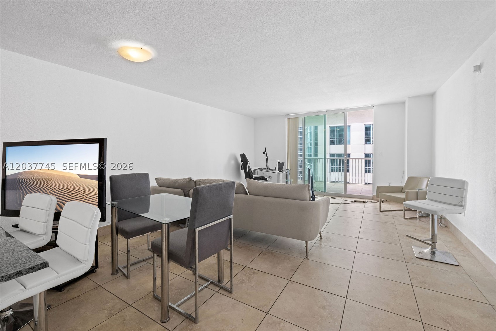 THE CLUB AT BRICKELL BAY - Residential