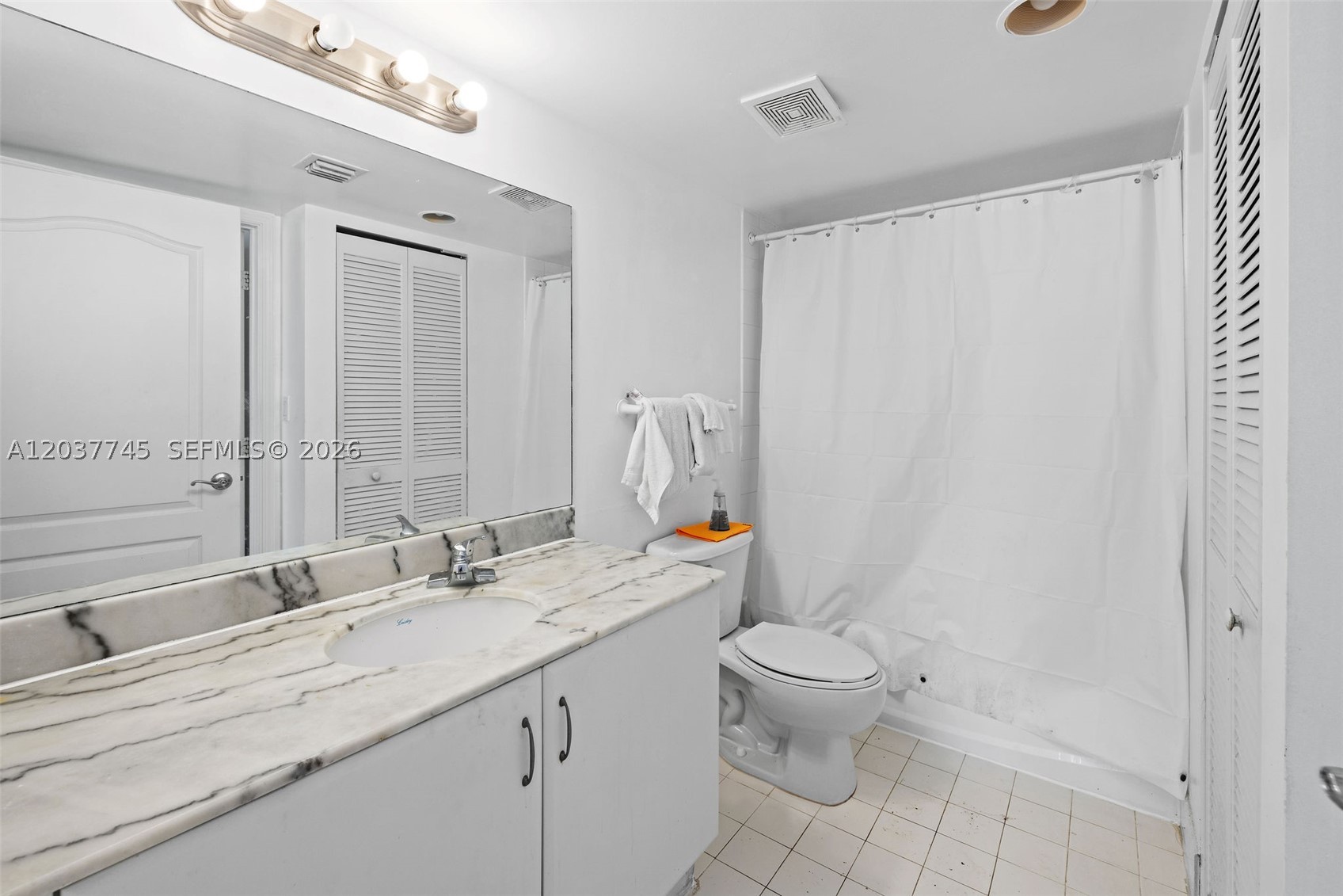 THE CLUB AT BRICKELL BAY - Residential