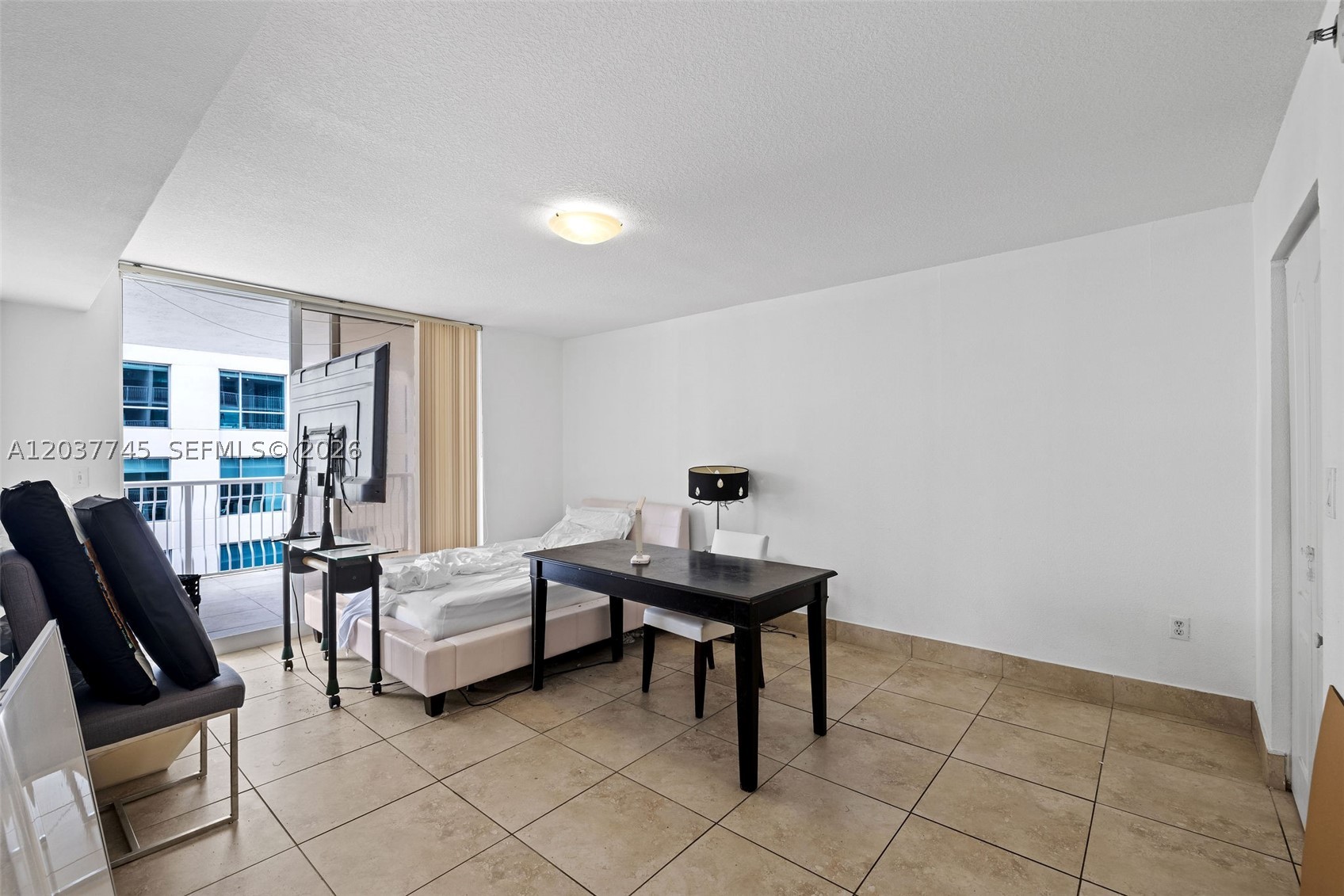 THE CLUB AT BRICKELL BAY - Residential