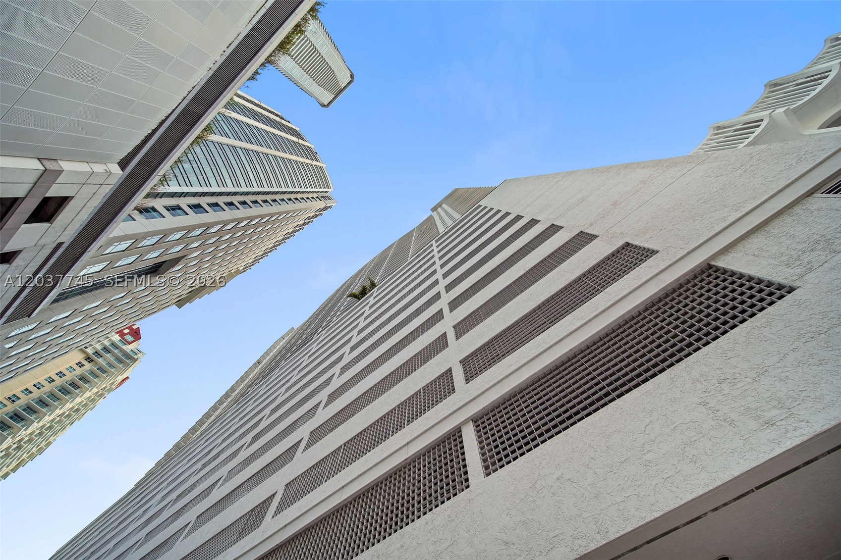 THE CLUB AT BRICKELL BAY - Residential
