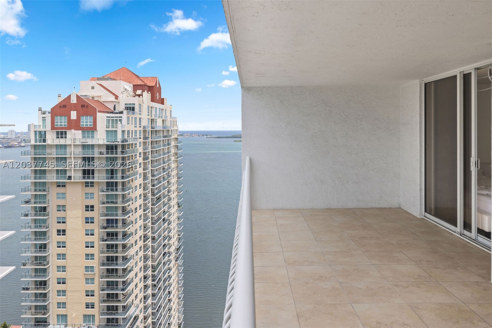 THE CLUB AT BRICKELL BAY - Residential