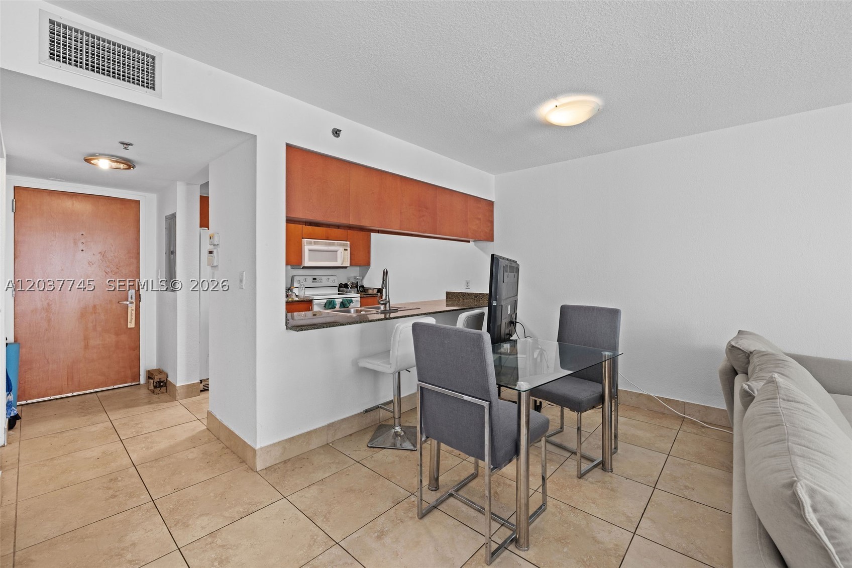 THE CLUB AT BRICKELL BAY - Residential