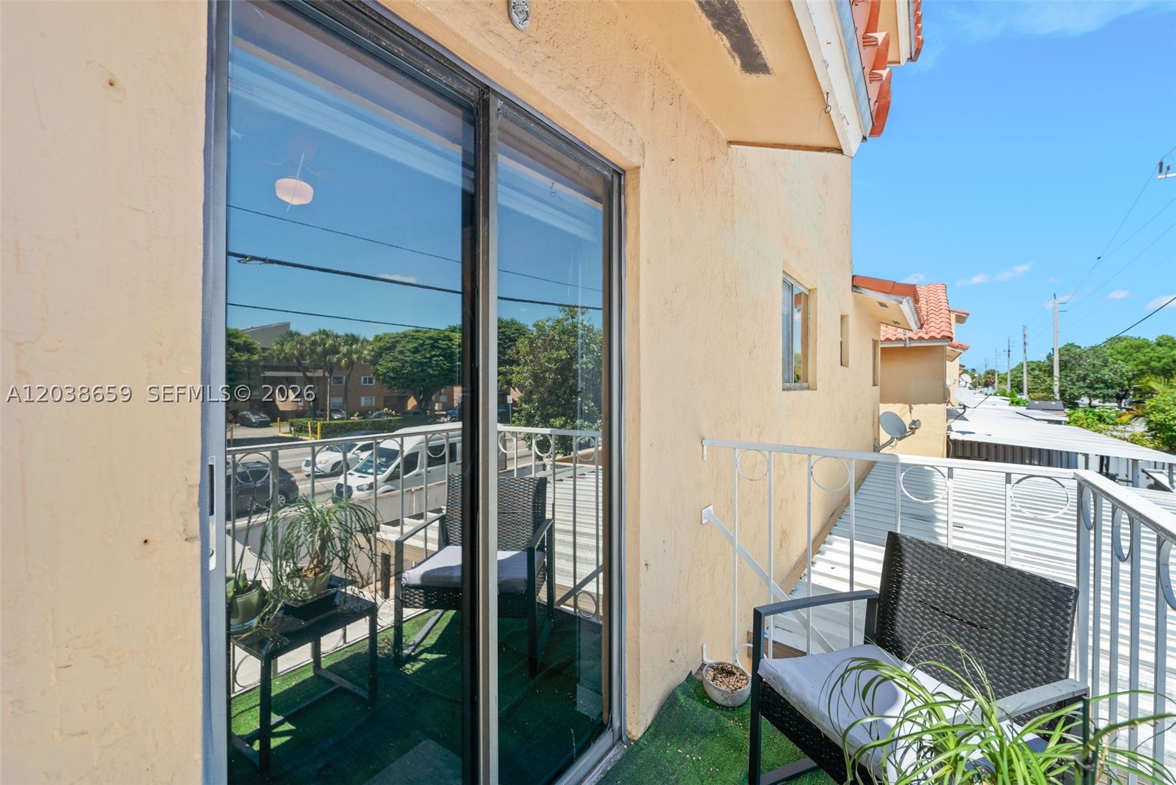 RESIDENCIAL EL PRADO COND - Residential