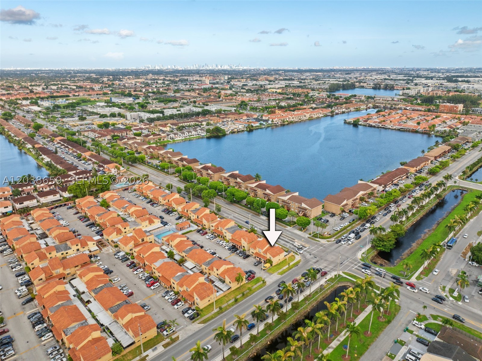RESIDENCIAL EL PRADO COND - Residential