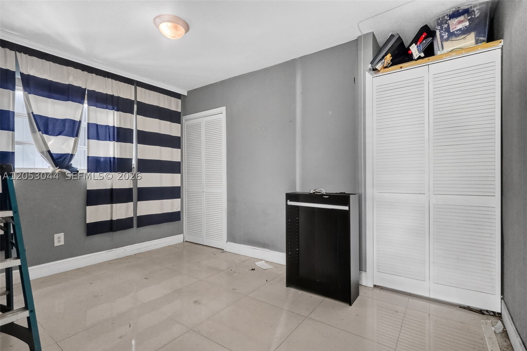 DRIFTWOOD ESTATES NO 12 - Residential